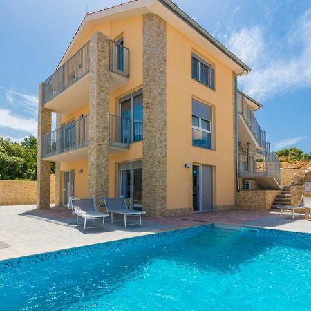 شقة Fabulous House B With Outdoor Pool زاتون المظهر الخارجي الصورة