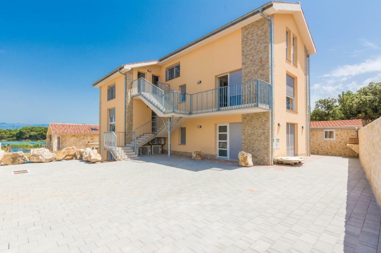 شقة Fabulous House B With Outdoor Pool زاتون المظهر الخارجي الصورة